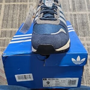 Mens Adidas ZX 700 HD Navy and Gray Sneakers